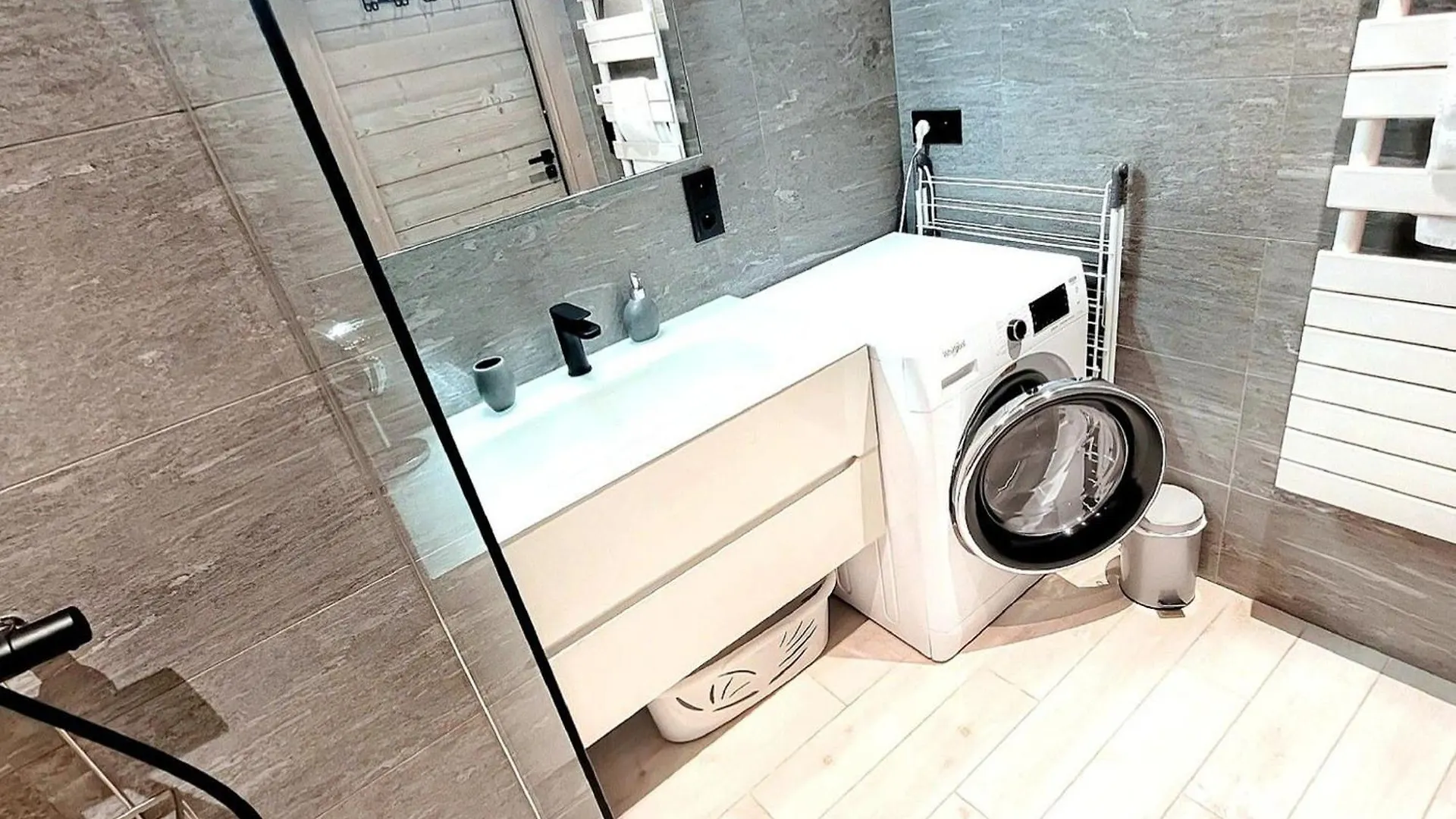 Appartement Moderne Aux Gets, 4 Pers, Centre, Wifi, Parking - Fr-1-598-64 レ・ジェ フランス