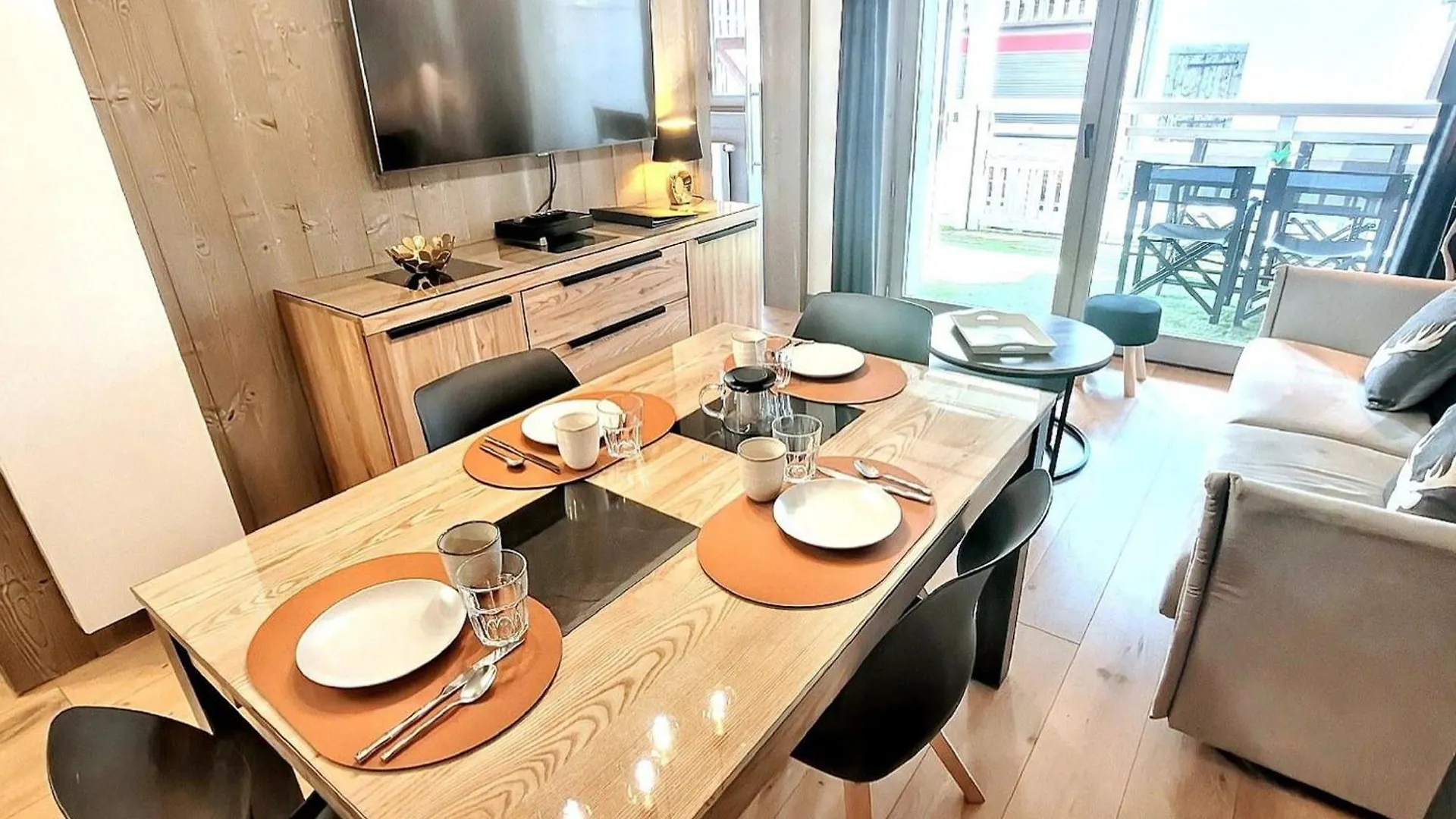 Appartement Moderne Aux Gets, 4 Pers, Centre, Wifi, Parking - Fr-1-598-64 レ・ジェ